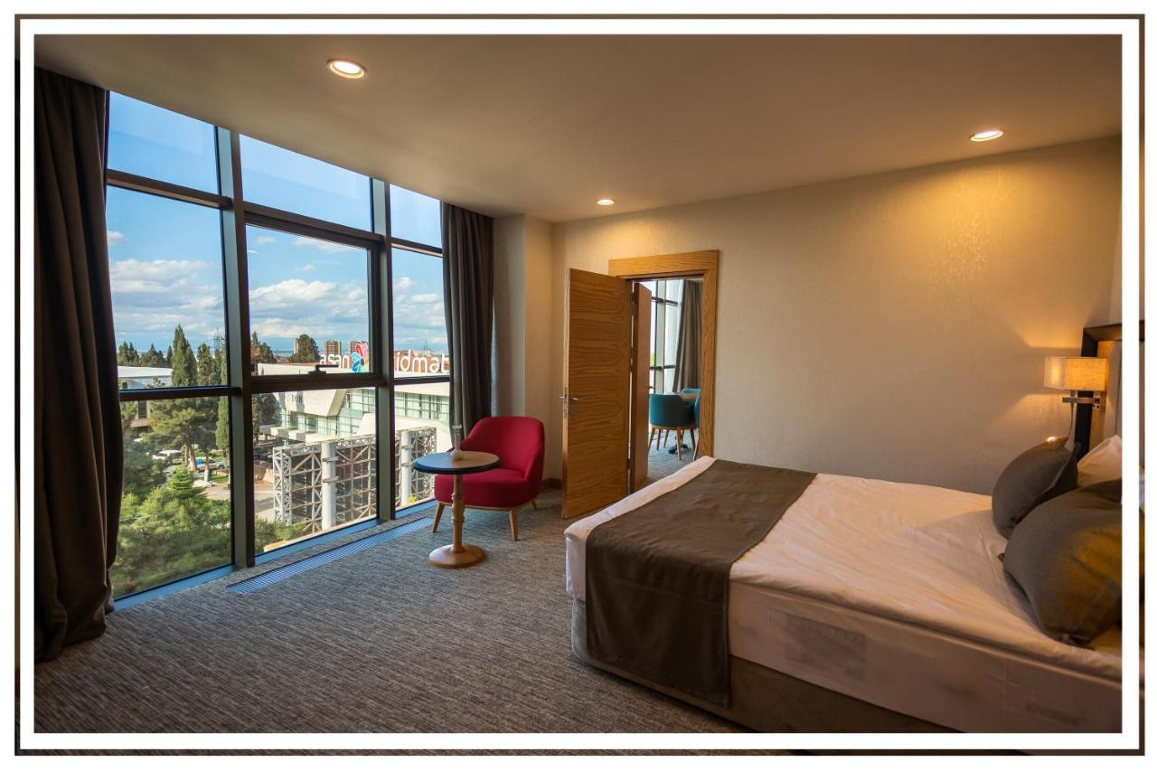 Premium Hotel Gəncə Exteriör bild