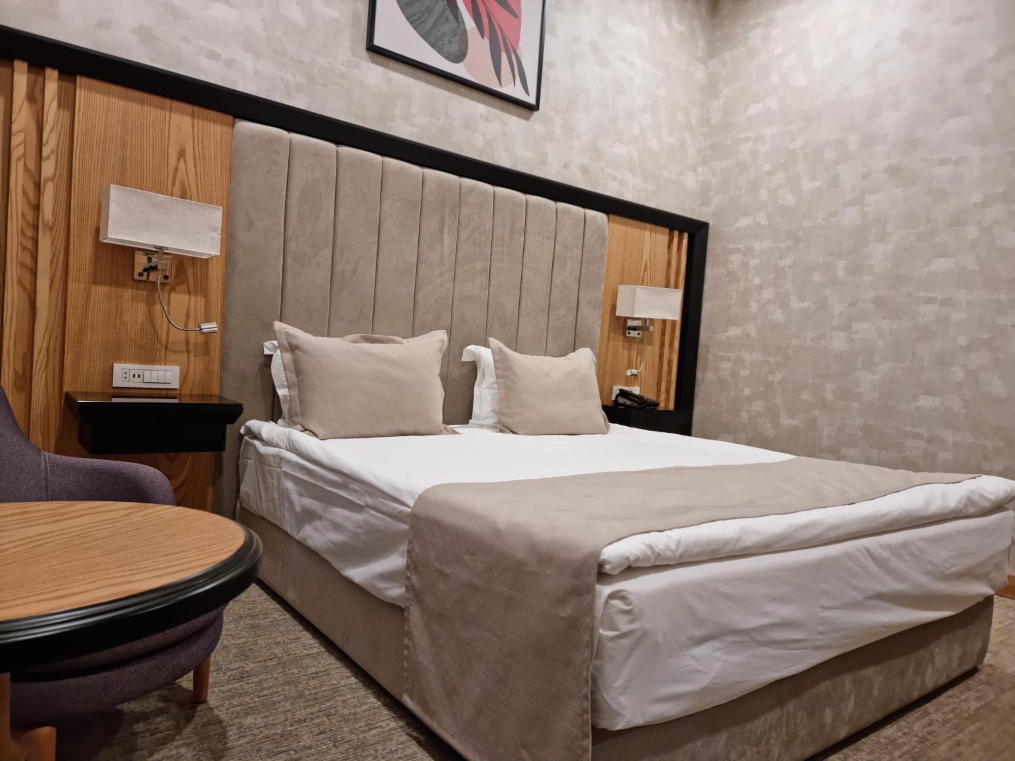 Premium Hotel Gəncə Exteriör bild